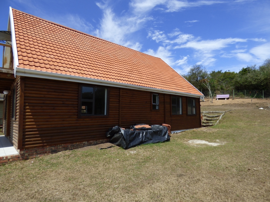 3 Bedroom Property for Sale in Boesmansriviermond Eastern Cape
